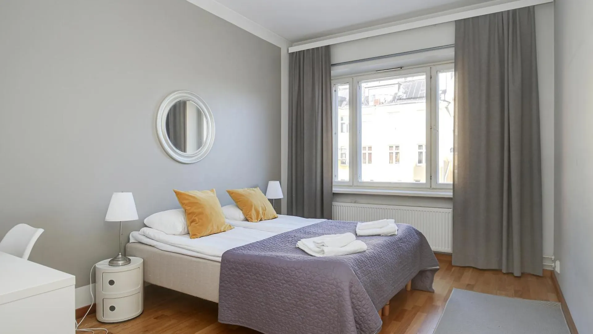 Kotimaailma Apartments Kamppi - 1Br With A Balcony Helsinki
